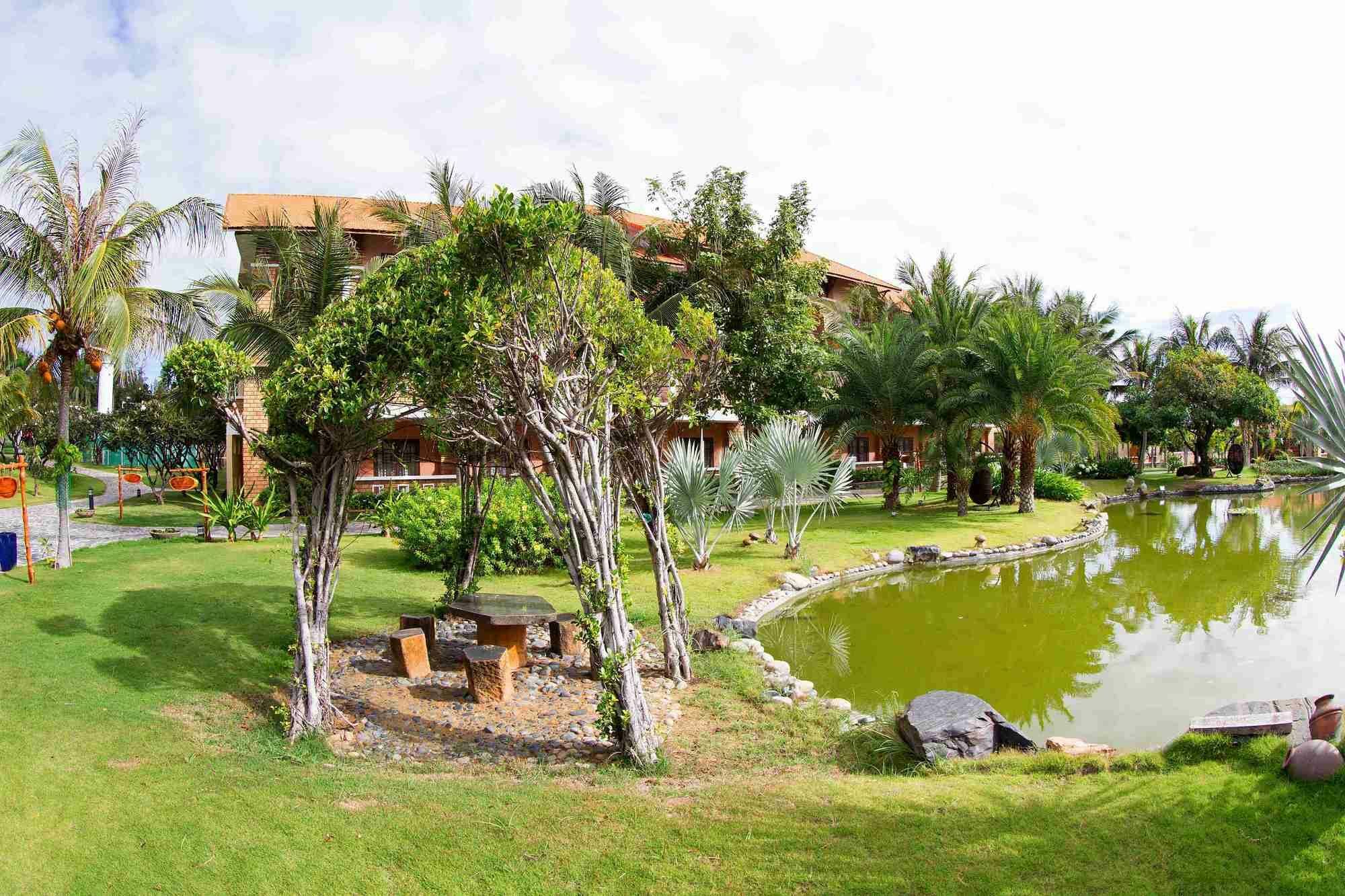 Blue Bay Mui Ne Resort & Spa Phan Thiet Exterior foto